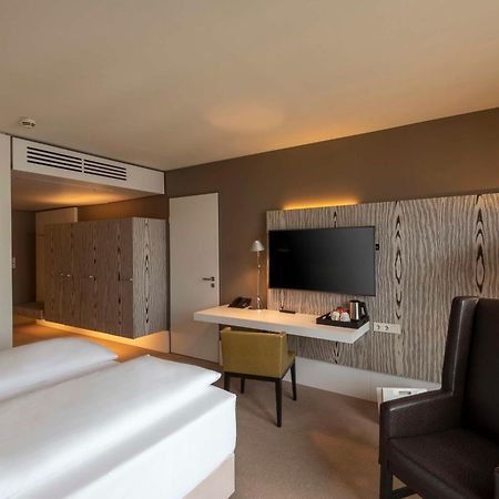 Doubletree By Hilton Vienna Schonbrunn Otel Dış mekan fotoğraf