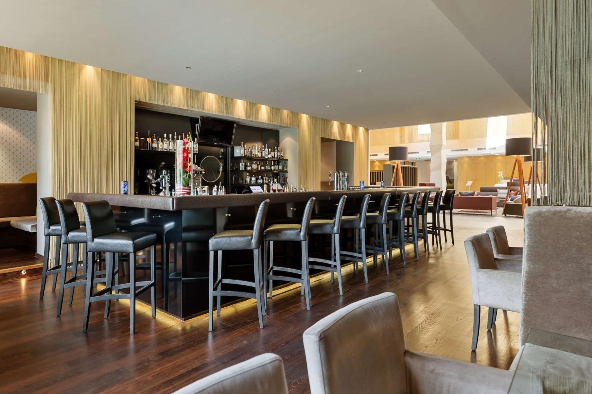 Doubletree By Hilton Vienna Schonbrunn Otel Dış mekan fotoğraf