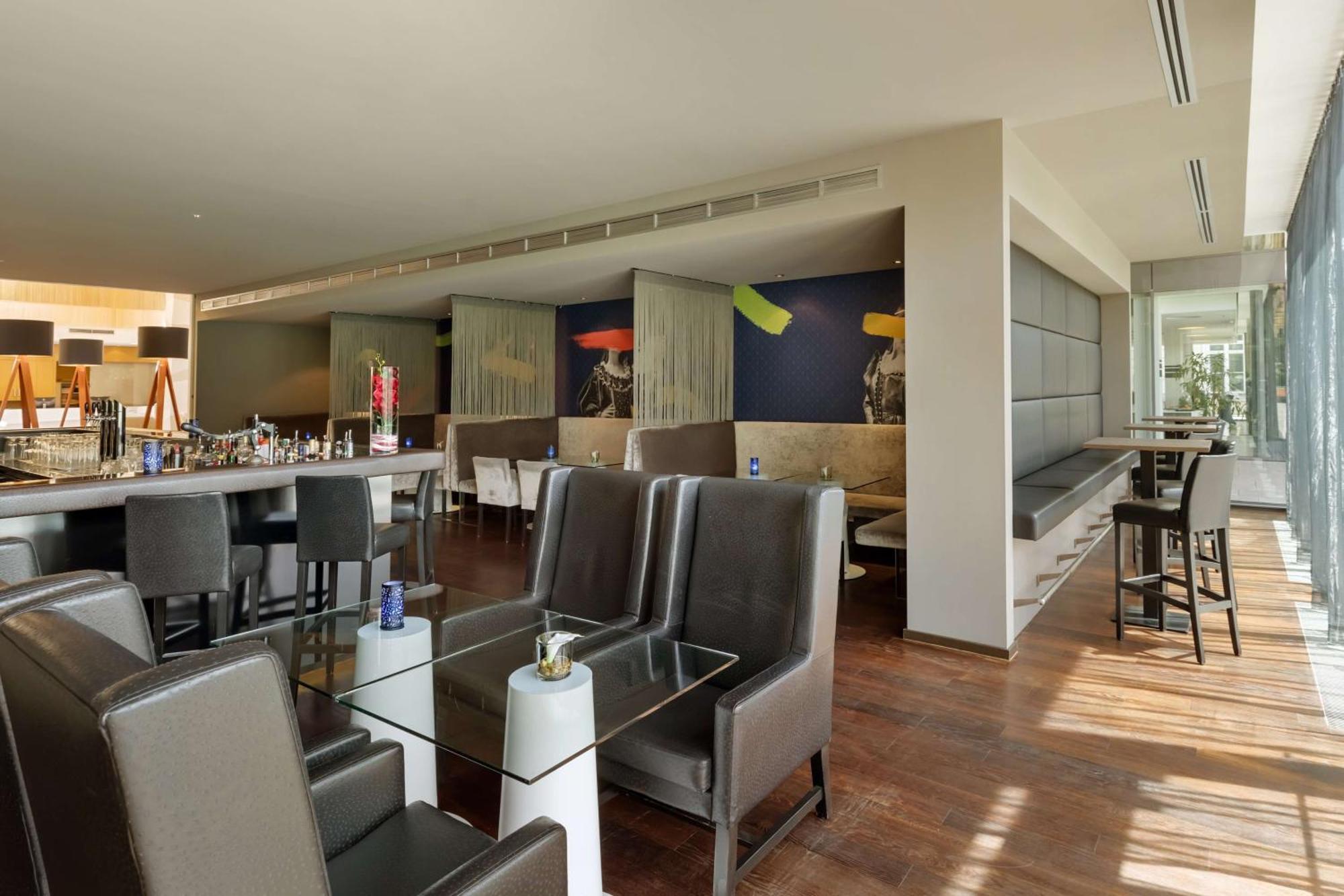 Doubletree By Hilton Vienna Schonbrunn Otel Dış mekan fotoğraf