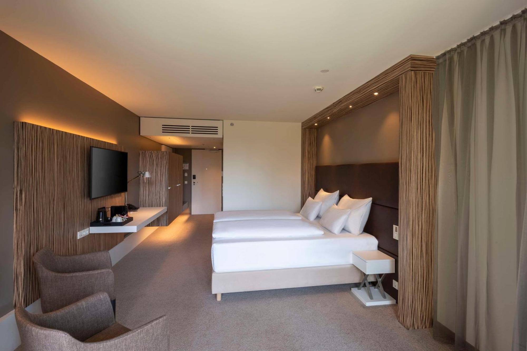 Doubletree By Hilton Vienna Schonbrunn Otel Dış mekan fotoğraf