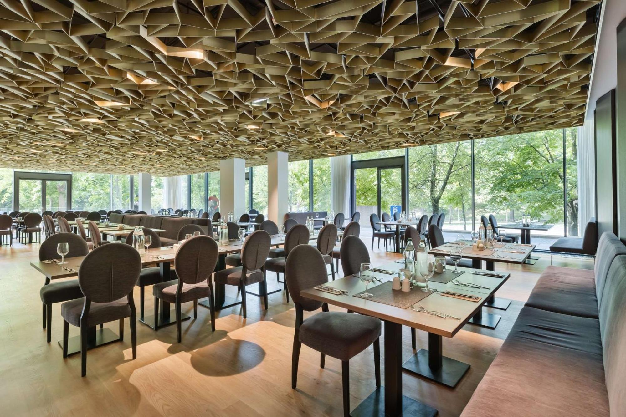 Doubletree By Hilton Vienna Schonbrunn Otel Dış mekan fotoğraf